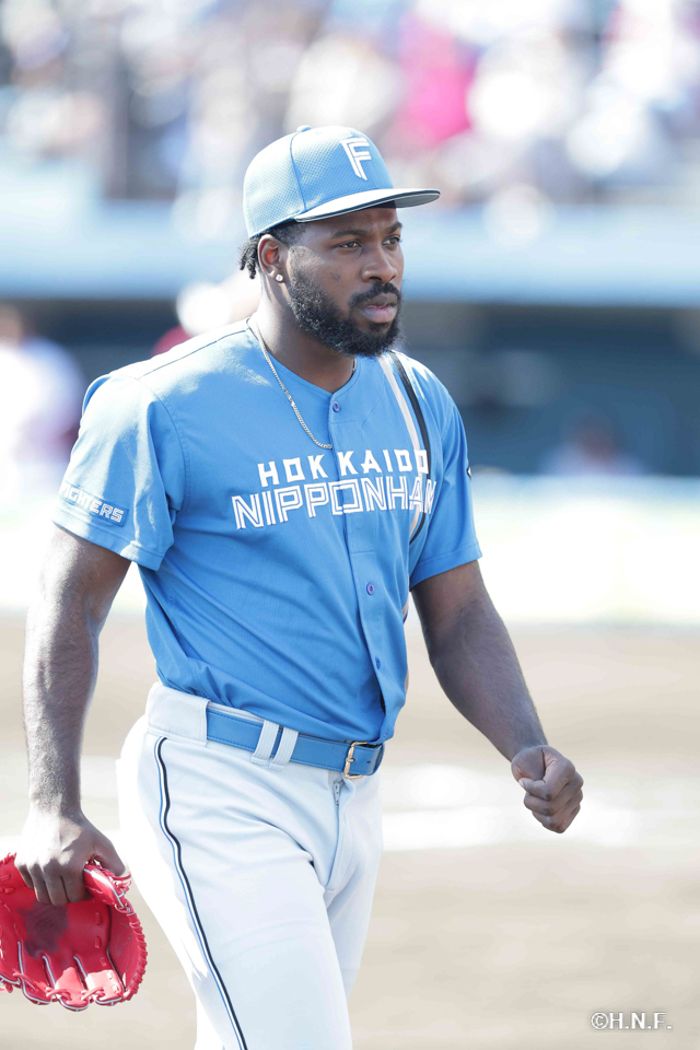 先発のラオ投手02