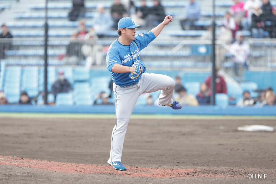 8回、五番手の河野投手01