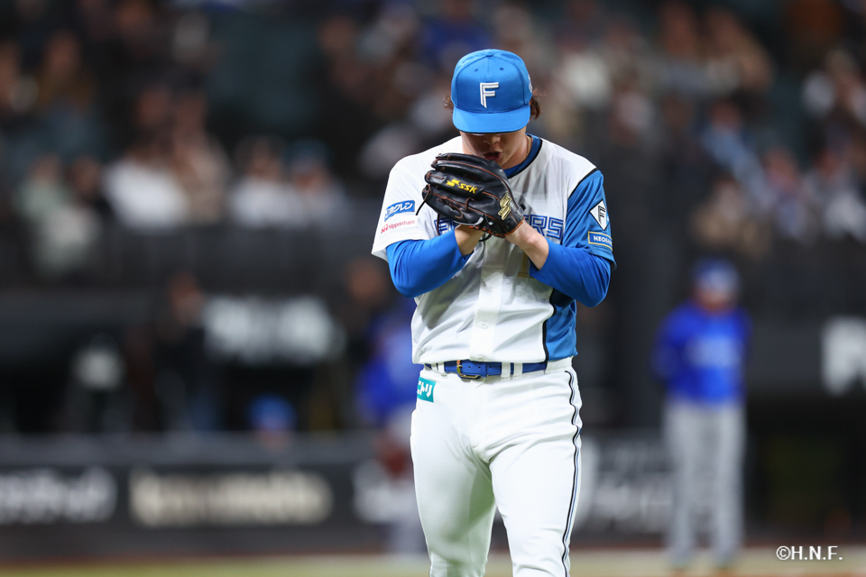 6回、二番手の生田目投手02