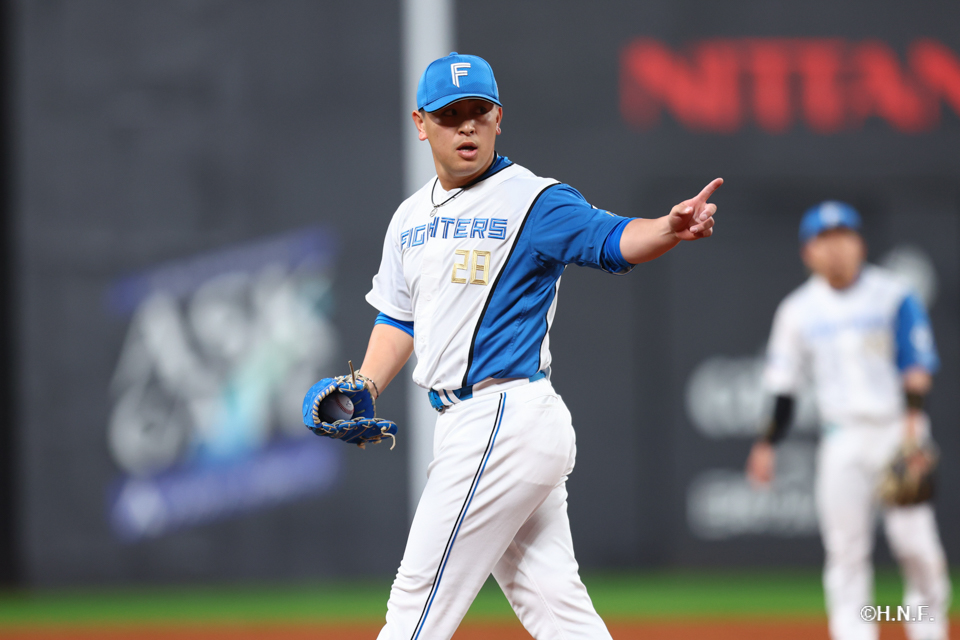 7回、三番手の河野投手02