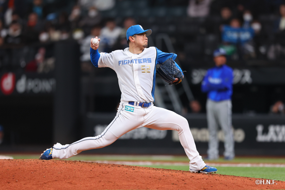 8回、三番手の池田投手