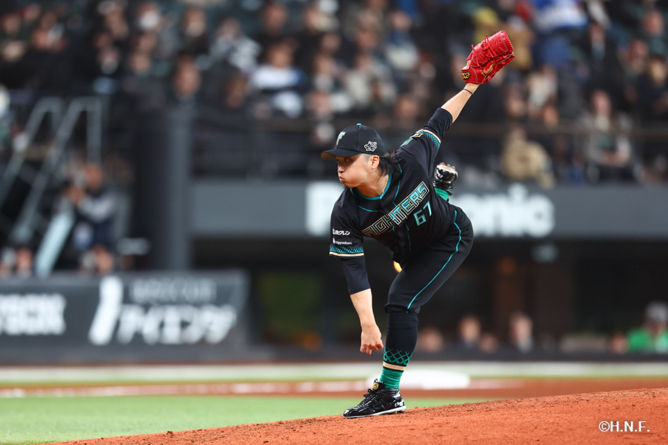 6回、三番手の山本投手02