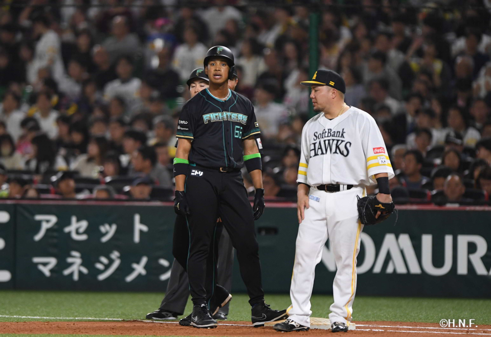 4回表、万波選手