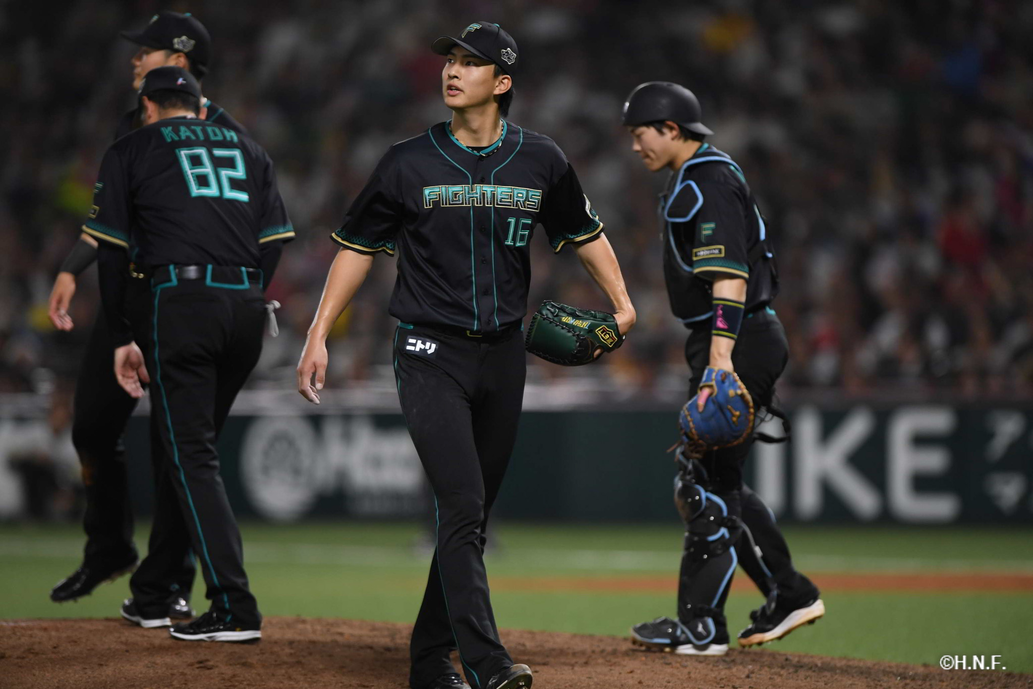 先発の達投手03