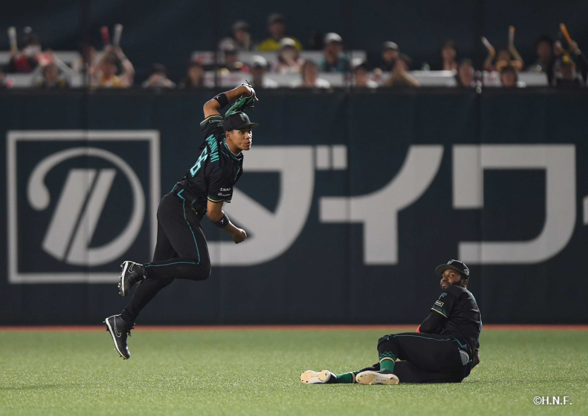 7回裏、万波選手