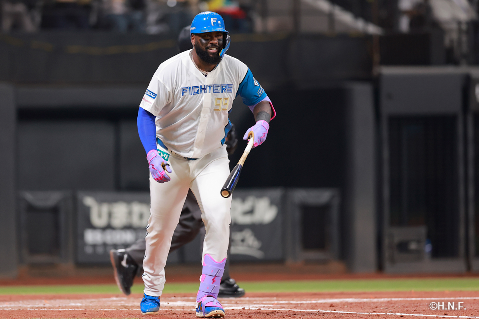 2回裏、レイエス選手03