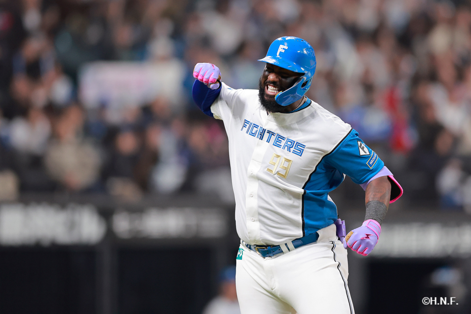 2回裏、レイエス選手04