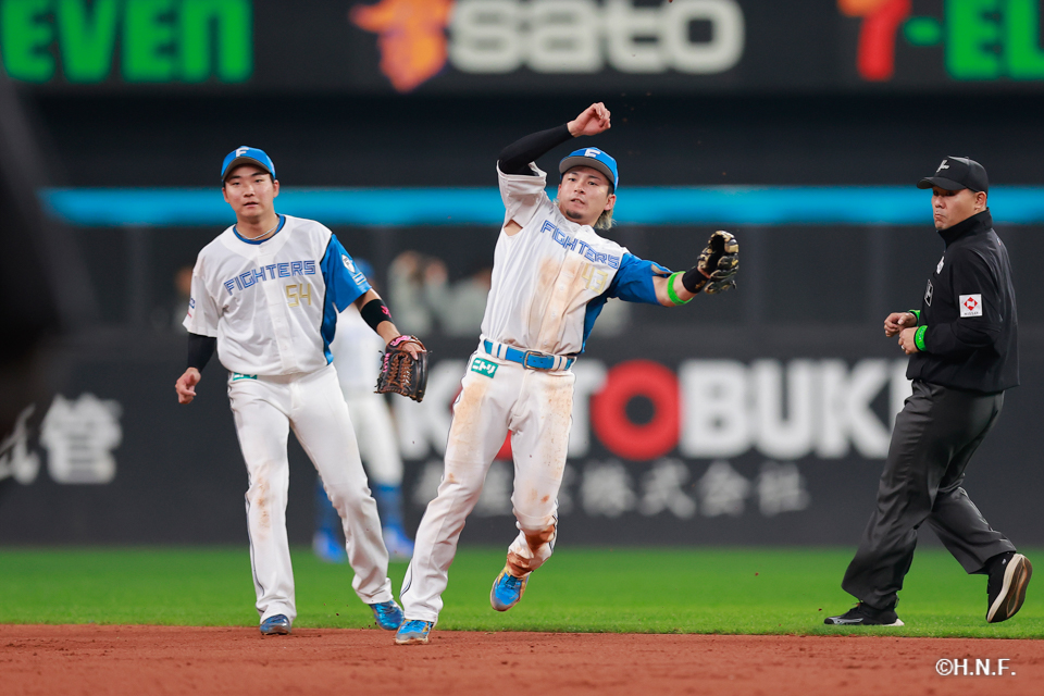 3回表、水野選手と山縣選手