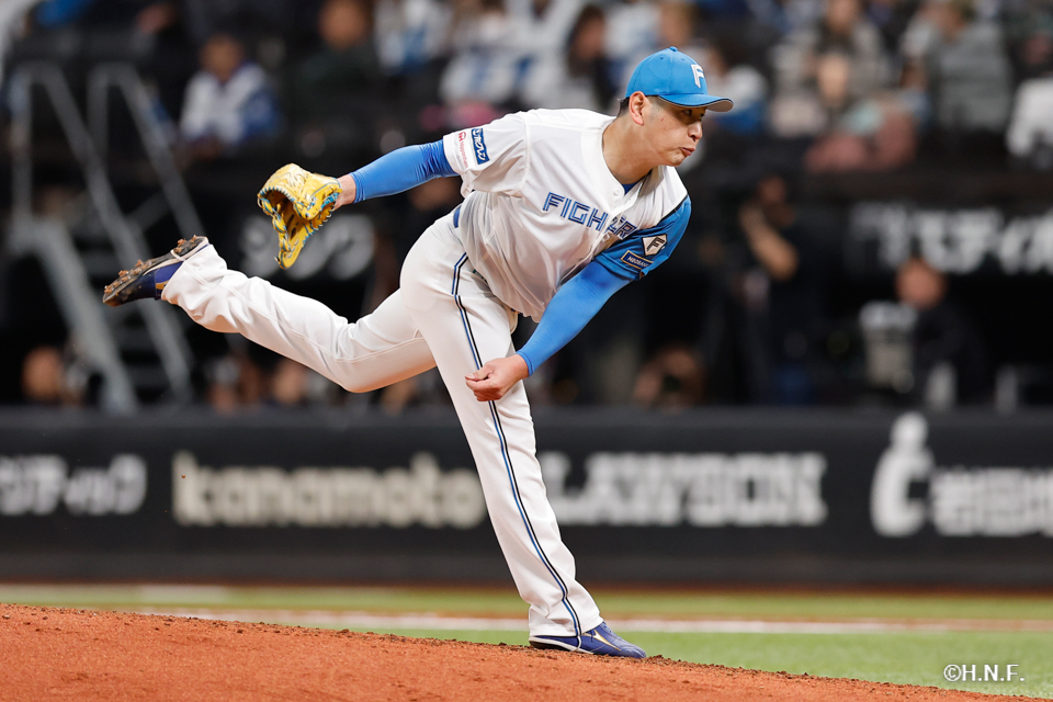 先発の加藤貴投手04