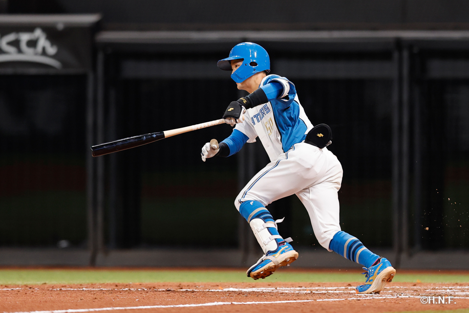 8回裏、奈良間選手