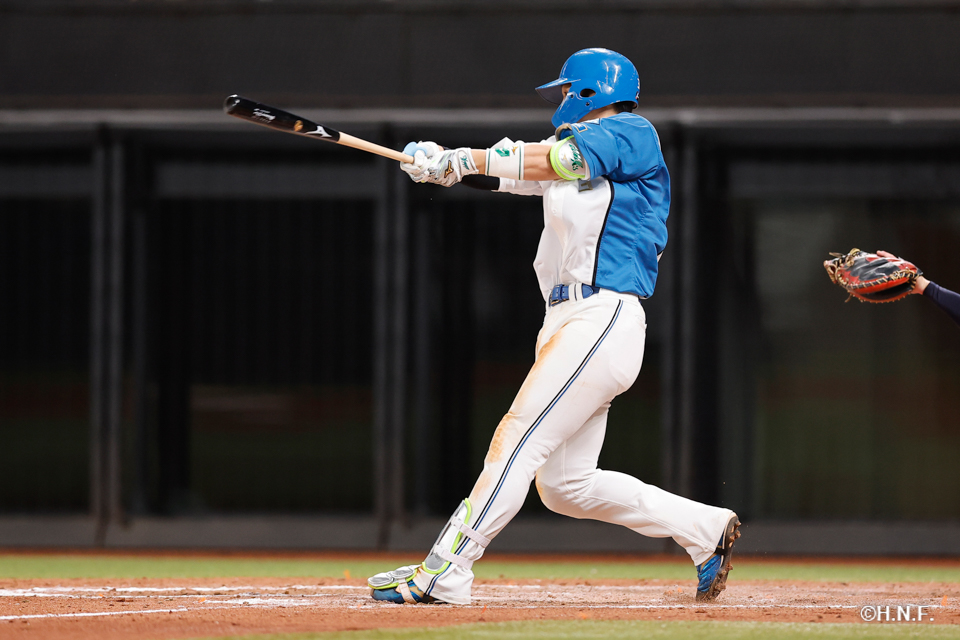 8回裏、郡司選手01