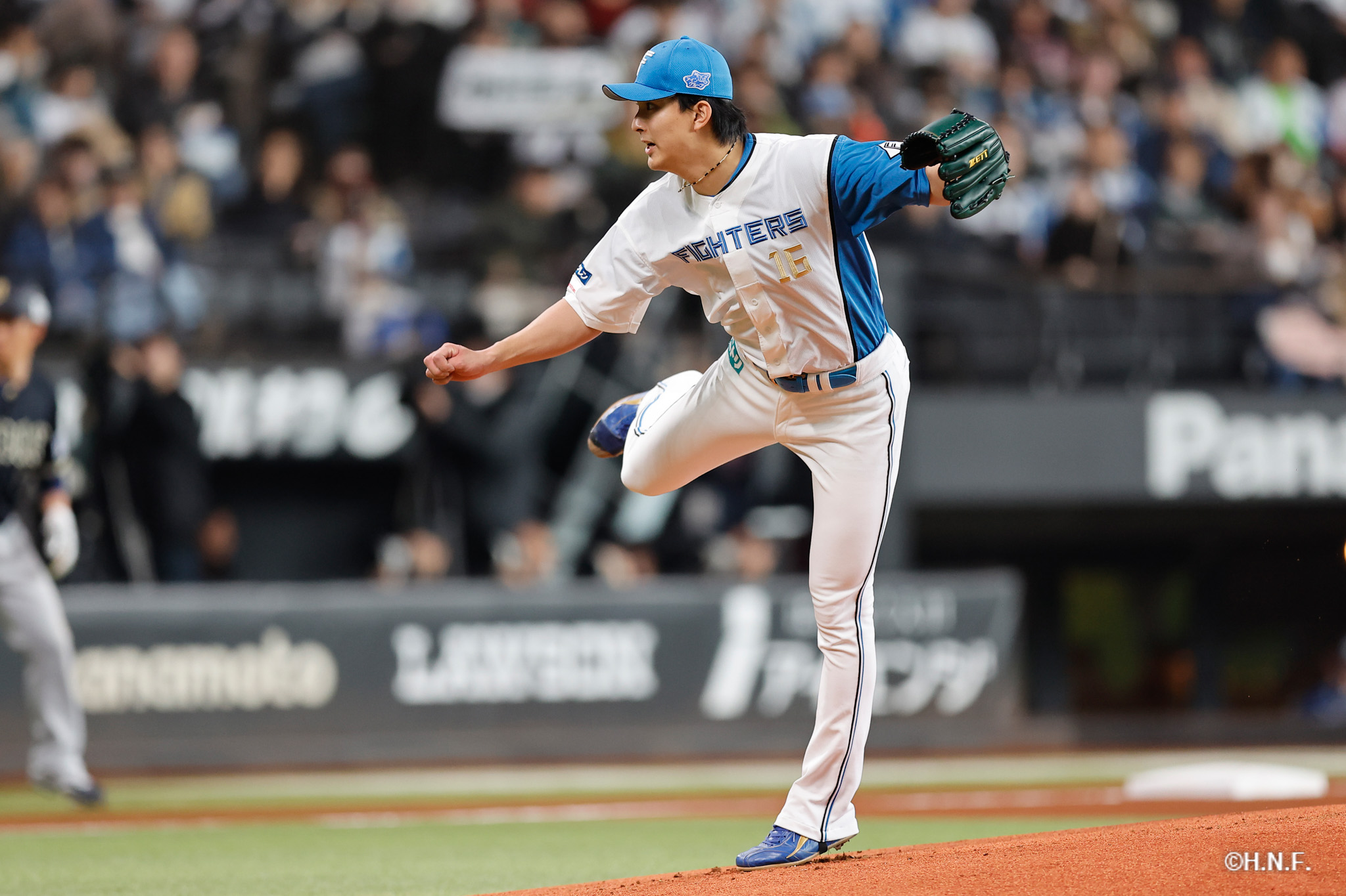 先発の達投手03