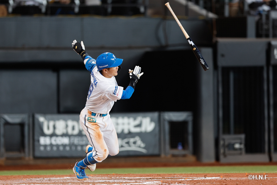 6回裏、奈良間選手01