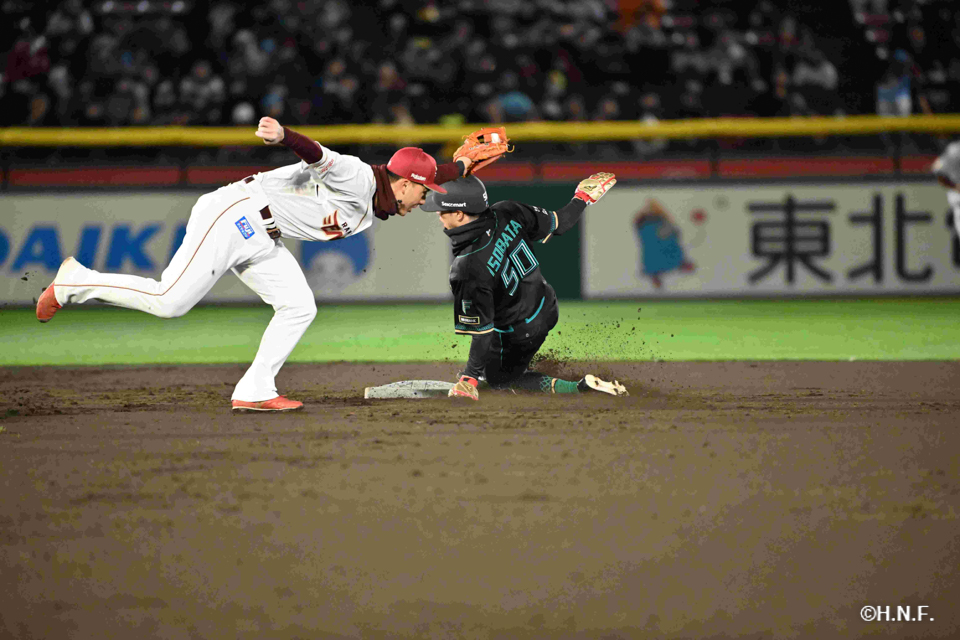 2回表、五十幡選手03