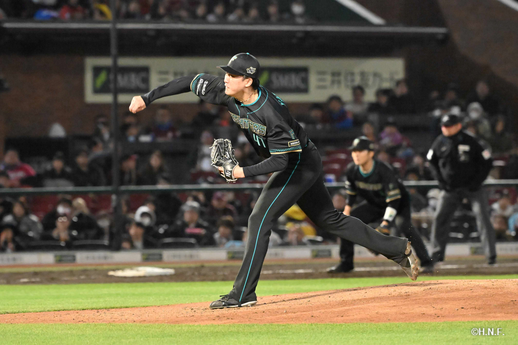 9回裏、柳川投手01