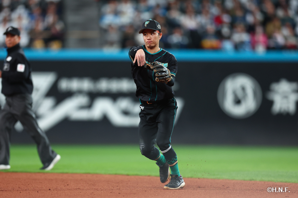 6回表、奈良間選手