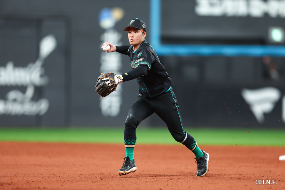 7回表、奈良間選手