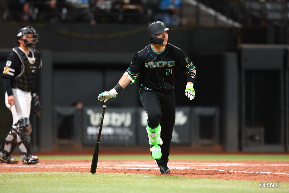 9回裏、清宮選手01