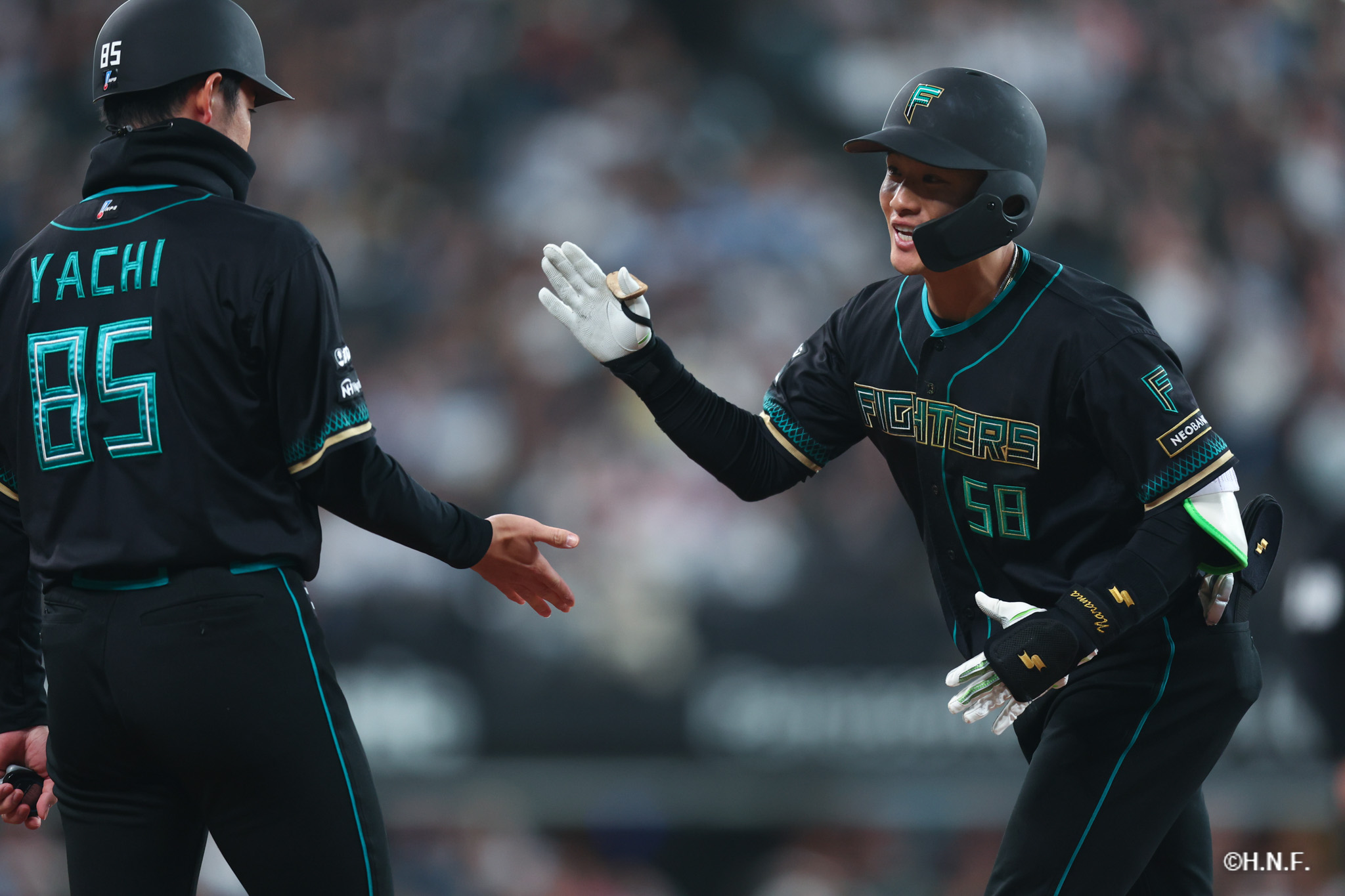 3回裏、奈良間選手02