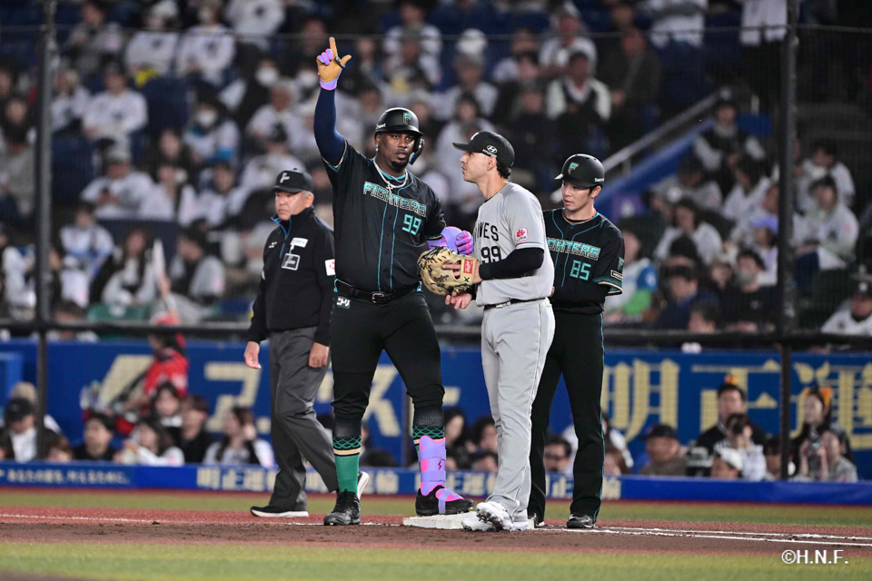2回表、レイエス選手