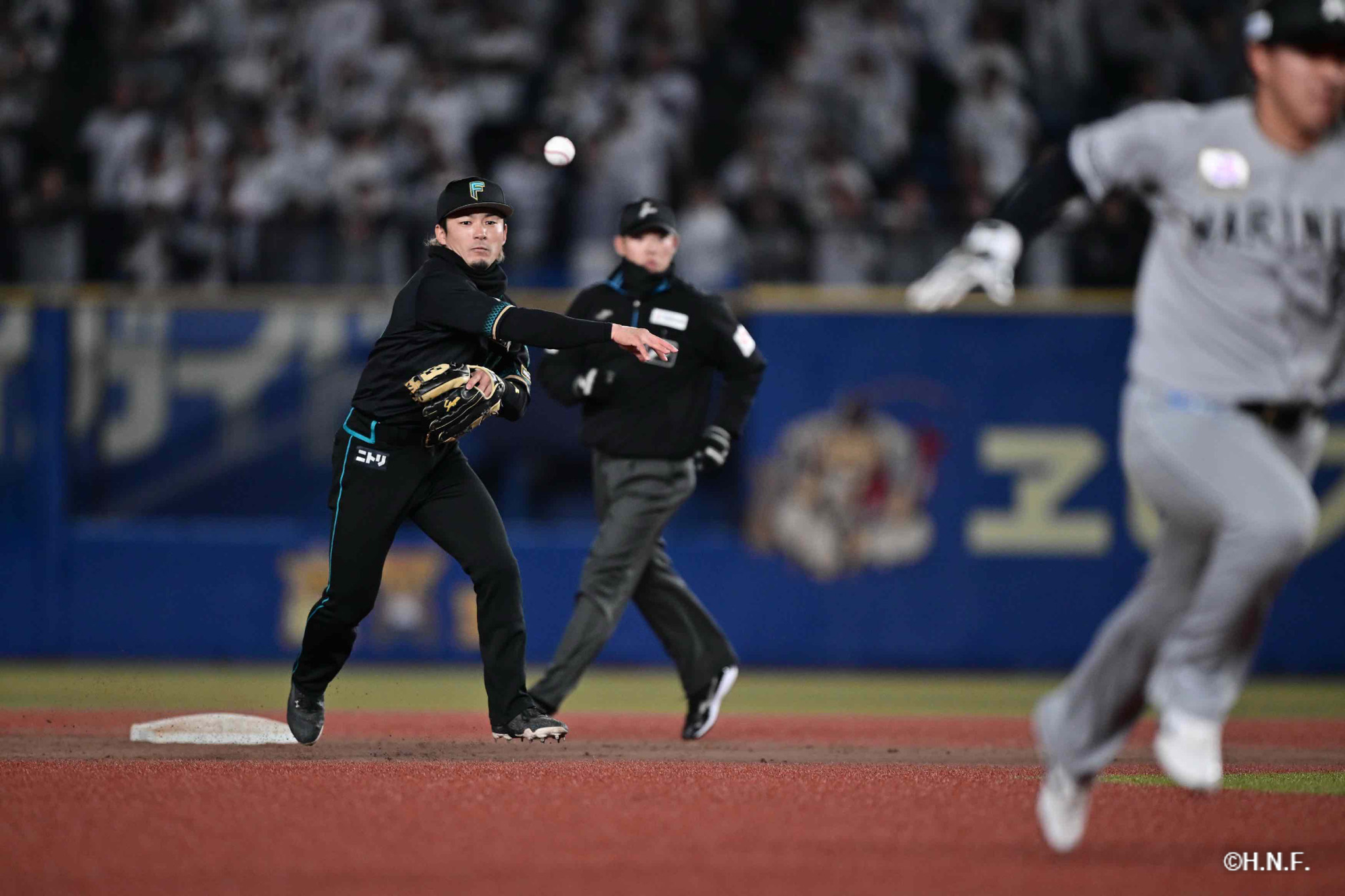 8回裏、水野選手