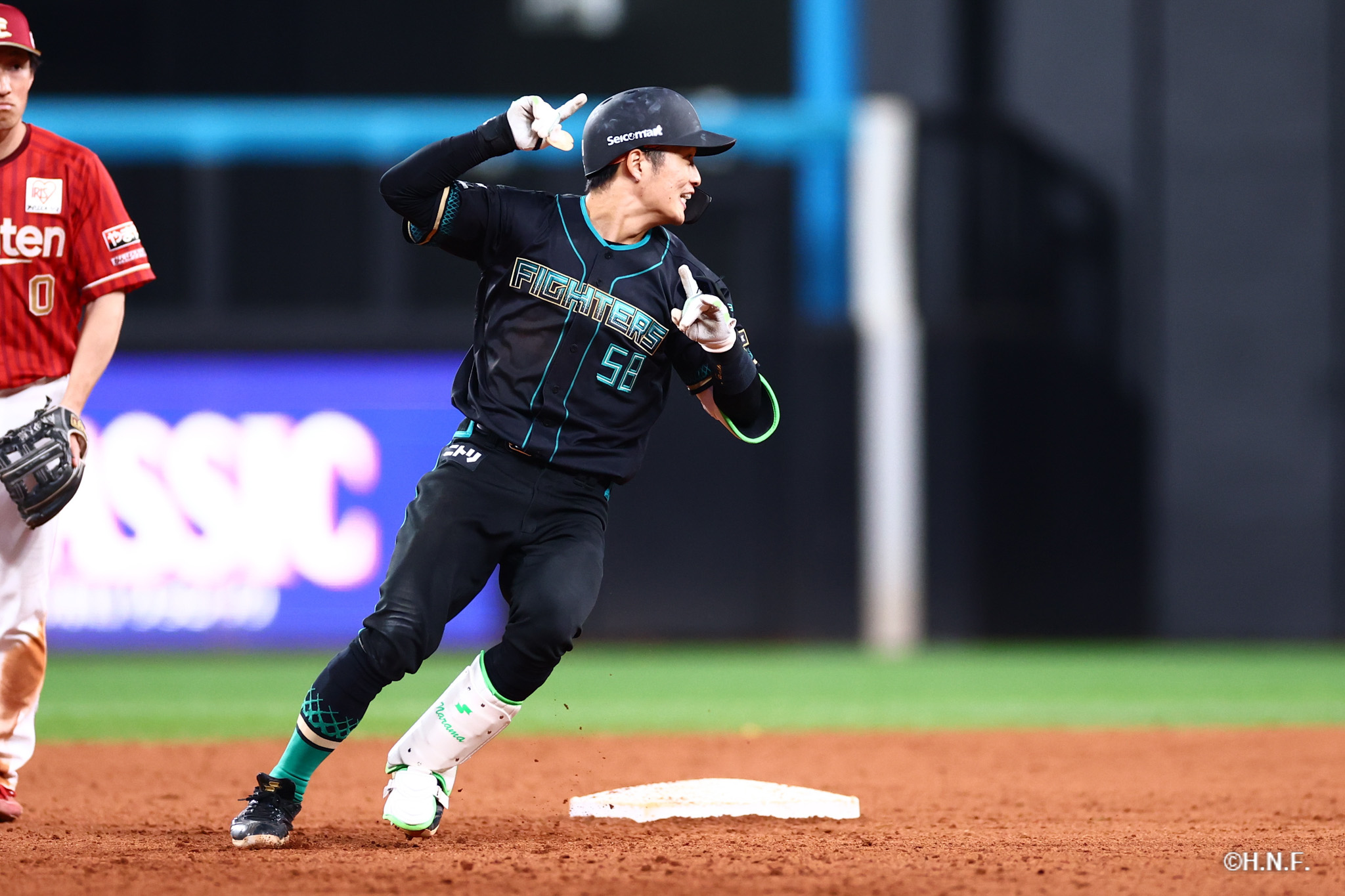 10回裏、奈良間選手06