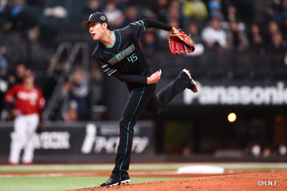 先発の福島投手05