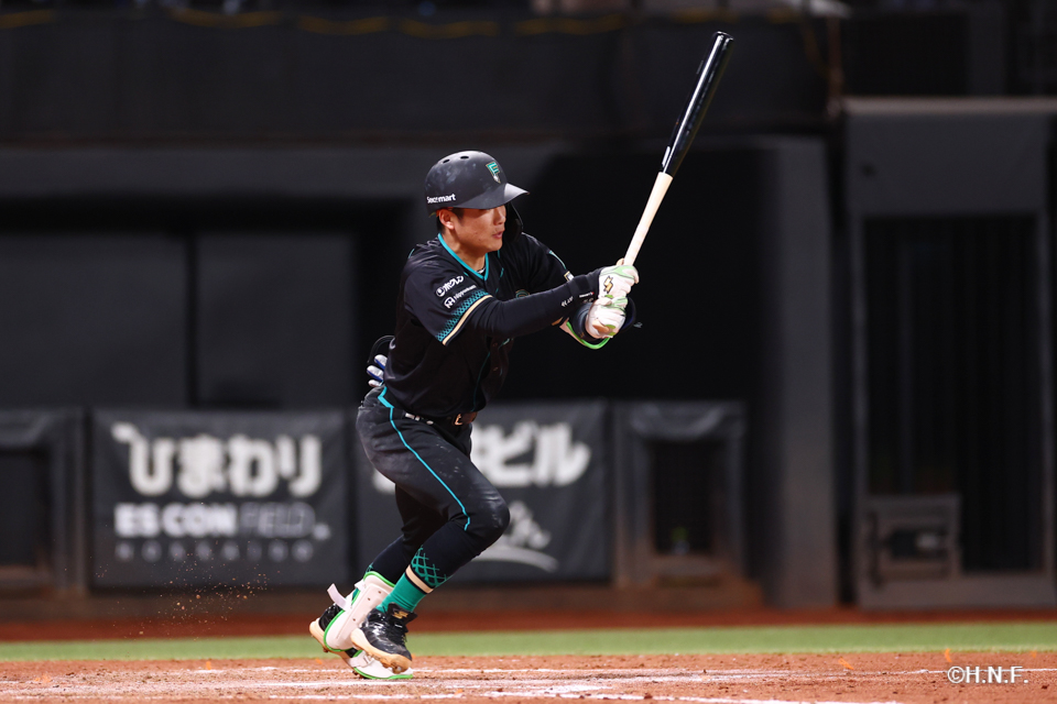 5回裏、奈良間選手01