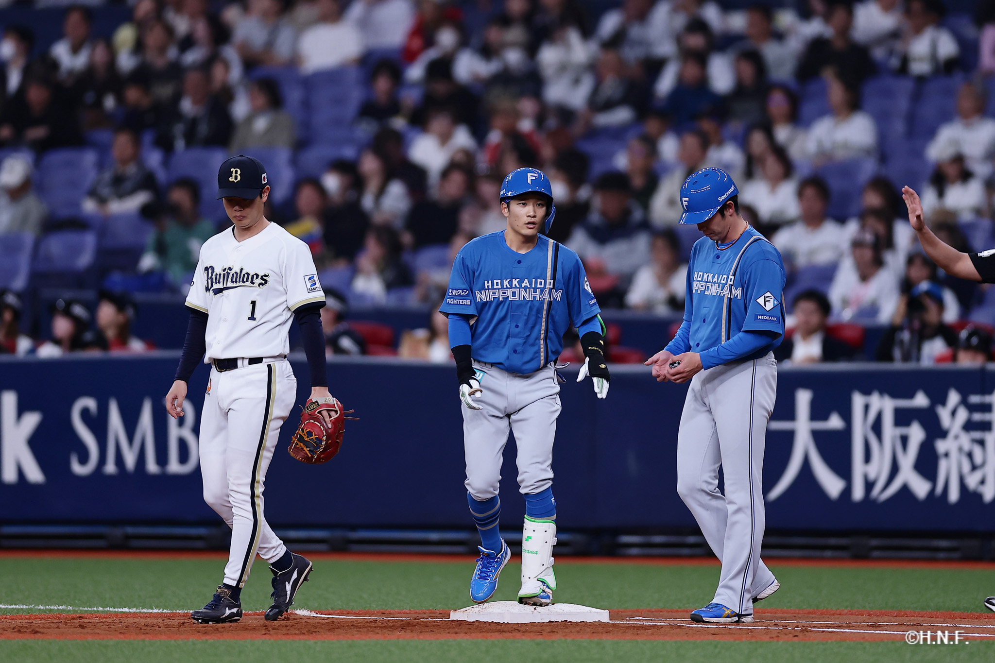2回表、奈良間選手