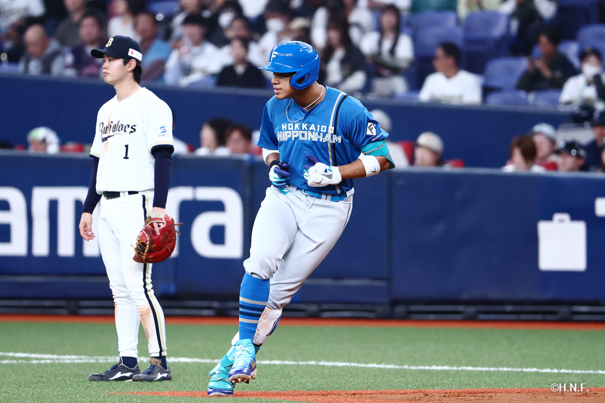 7回表、万波選手