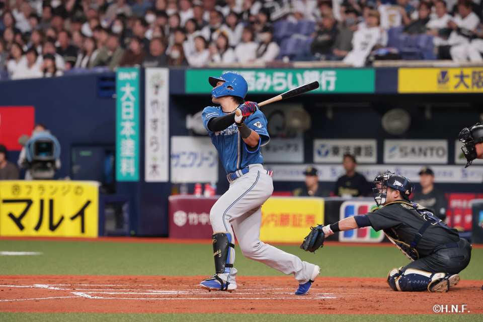 8回表、野村選手01