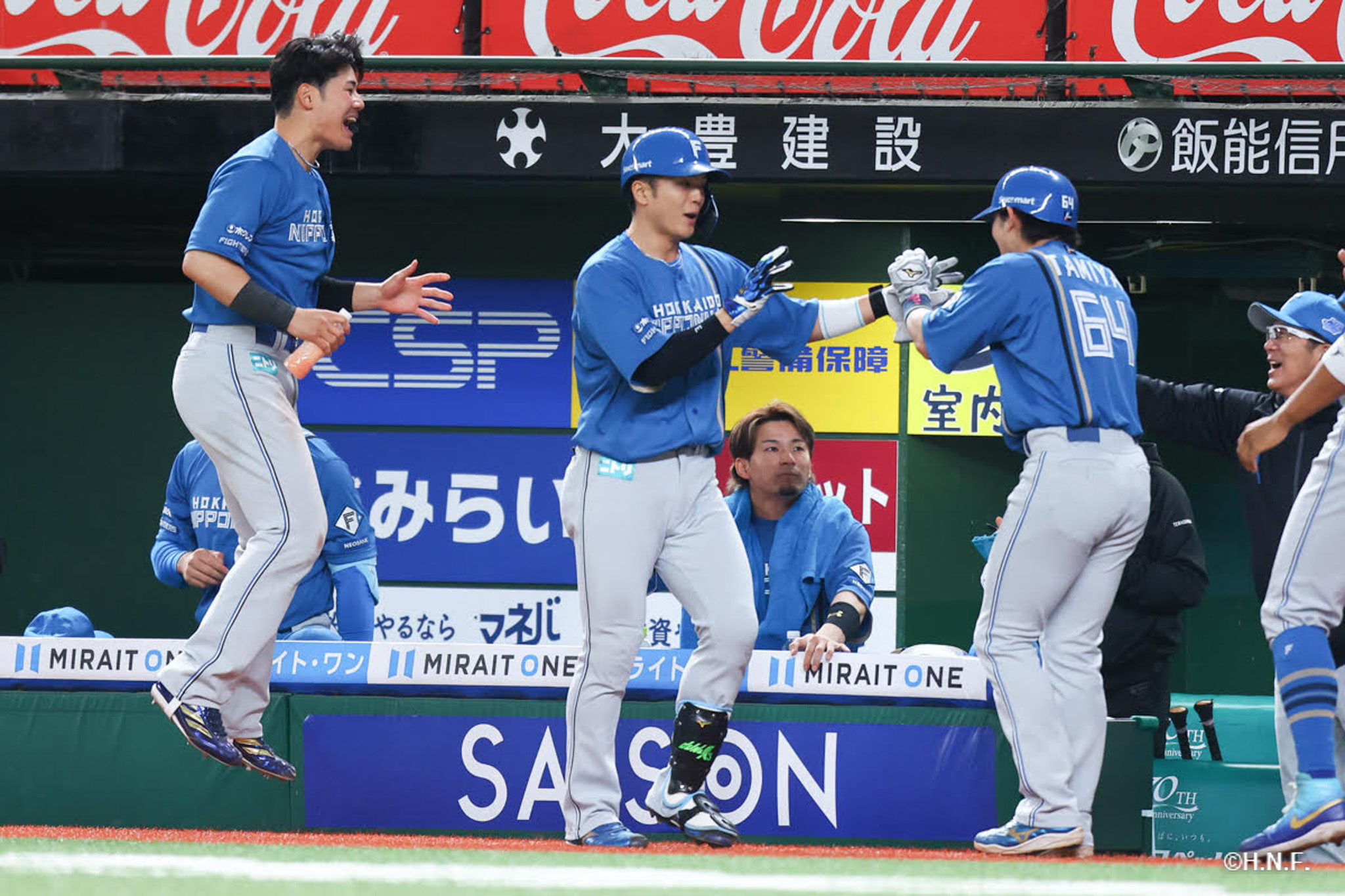   <span>8回表、田宮選手02</span>

