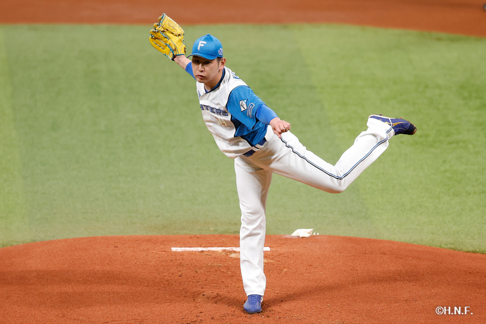先発の加藤貴投手03