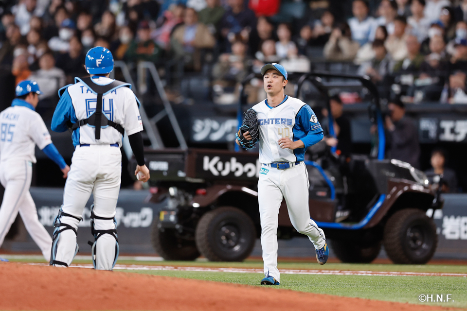 7回表、島本投手01
