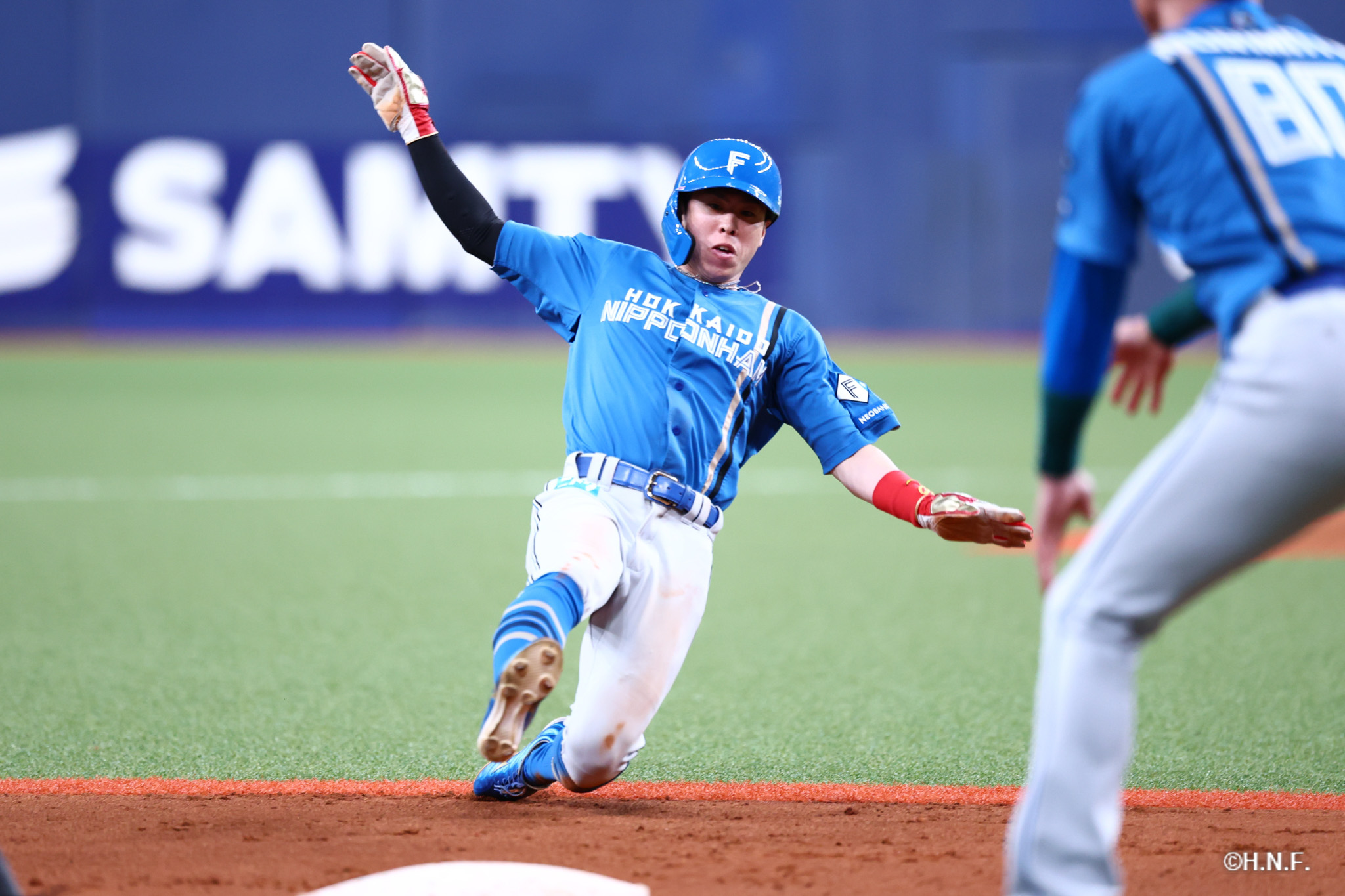 8回表、五十幡選手02
