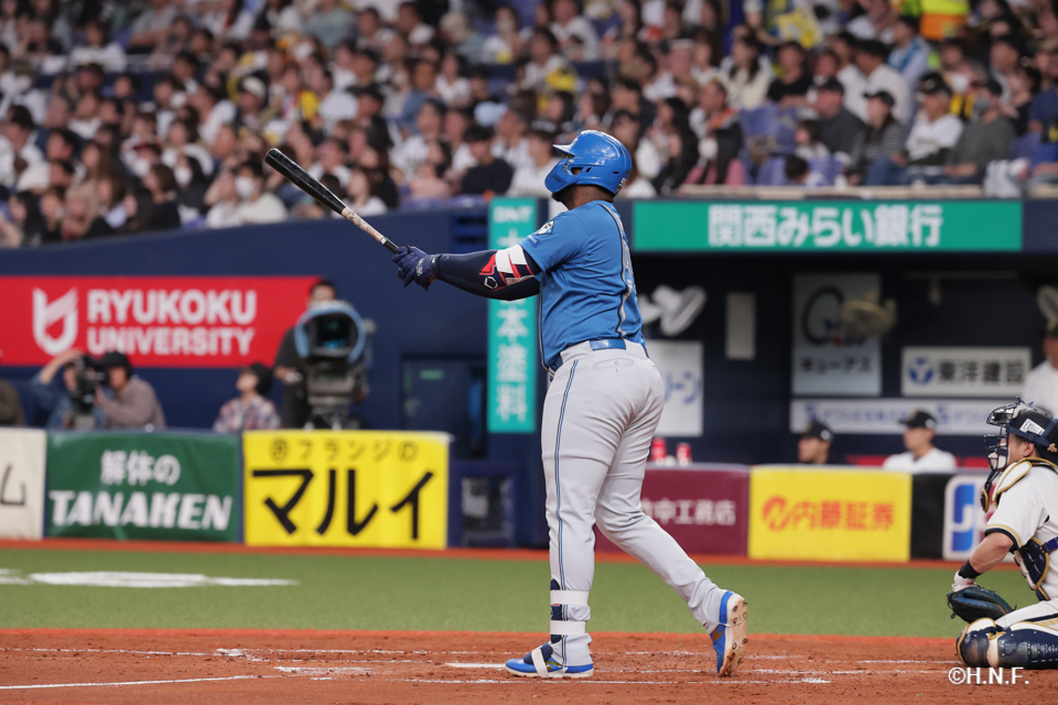 5回表、レイエス選手01