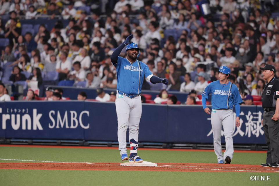5回表、レイエス選手02