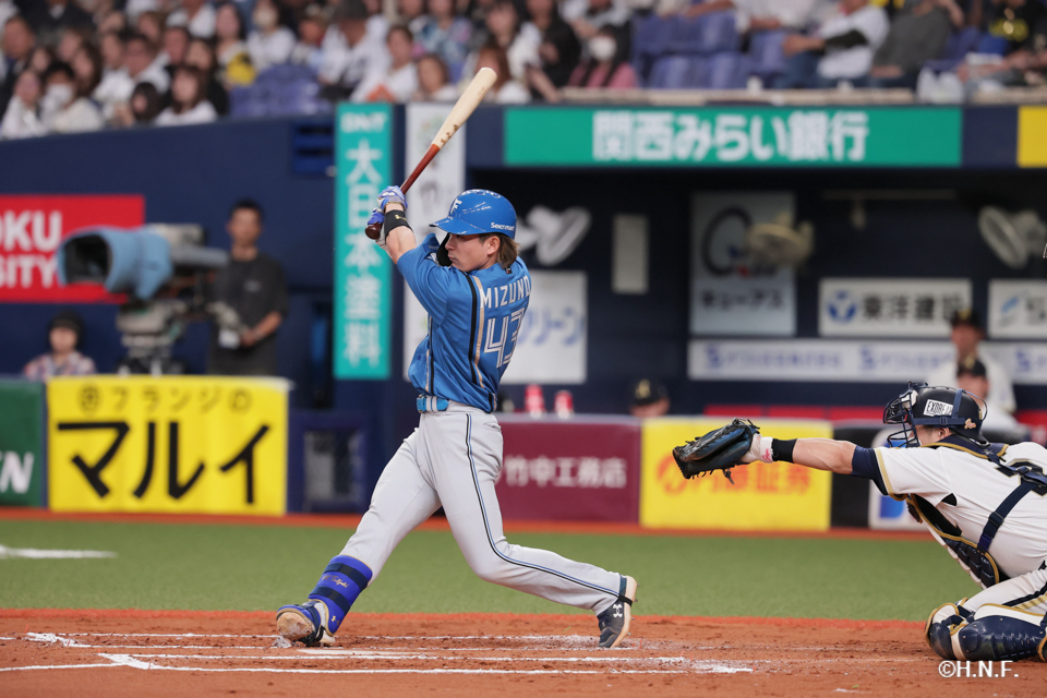 8回表、水野選手01
