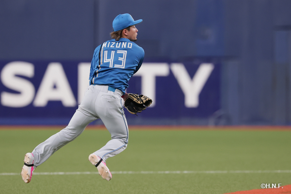 6回裏、水野選手