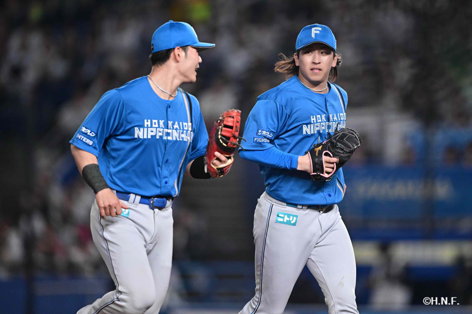5回裏、細野投手と清宮選手