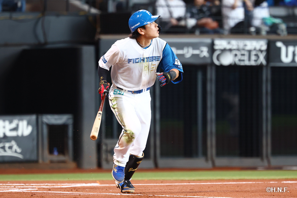 1回裏、野村選手01