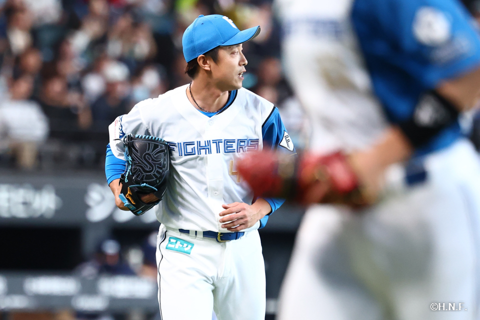 6回表、島本投手02