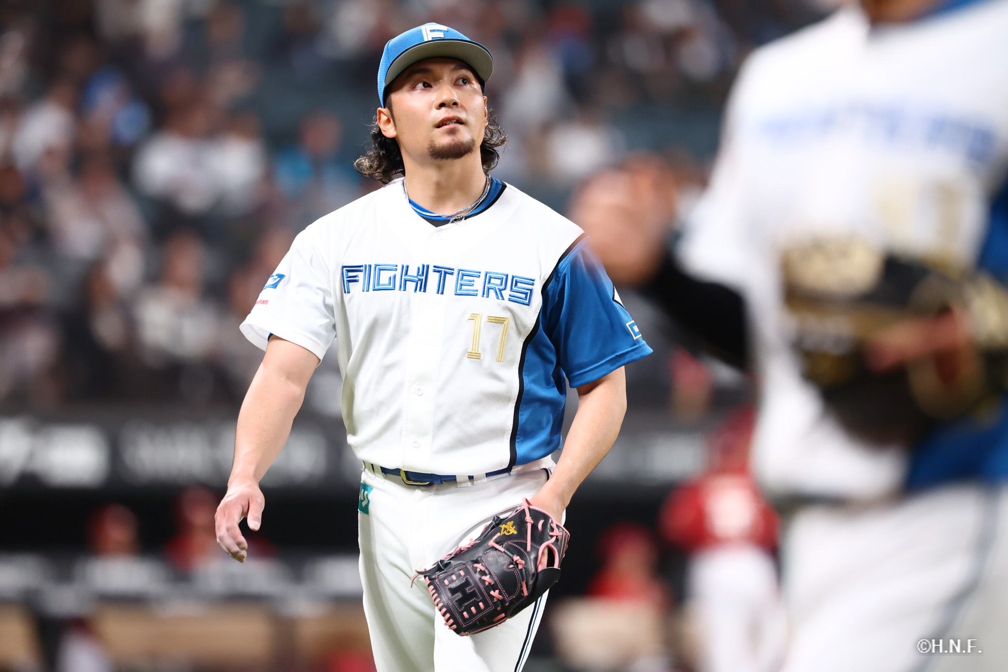 先発の伊藤投手04
