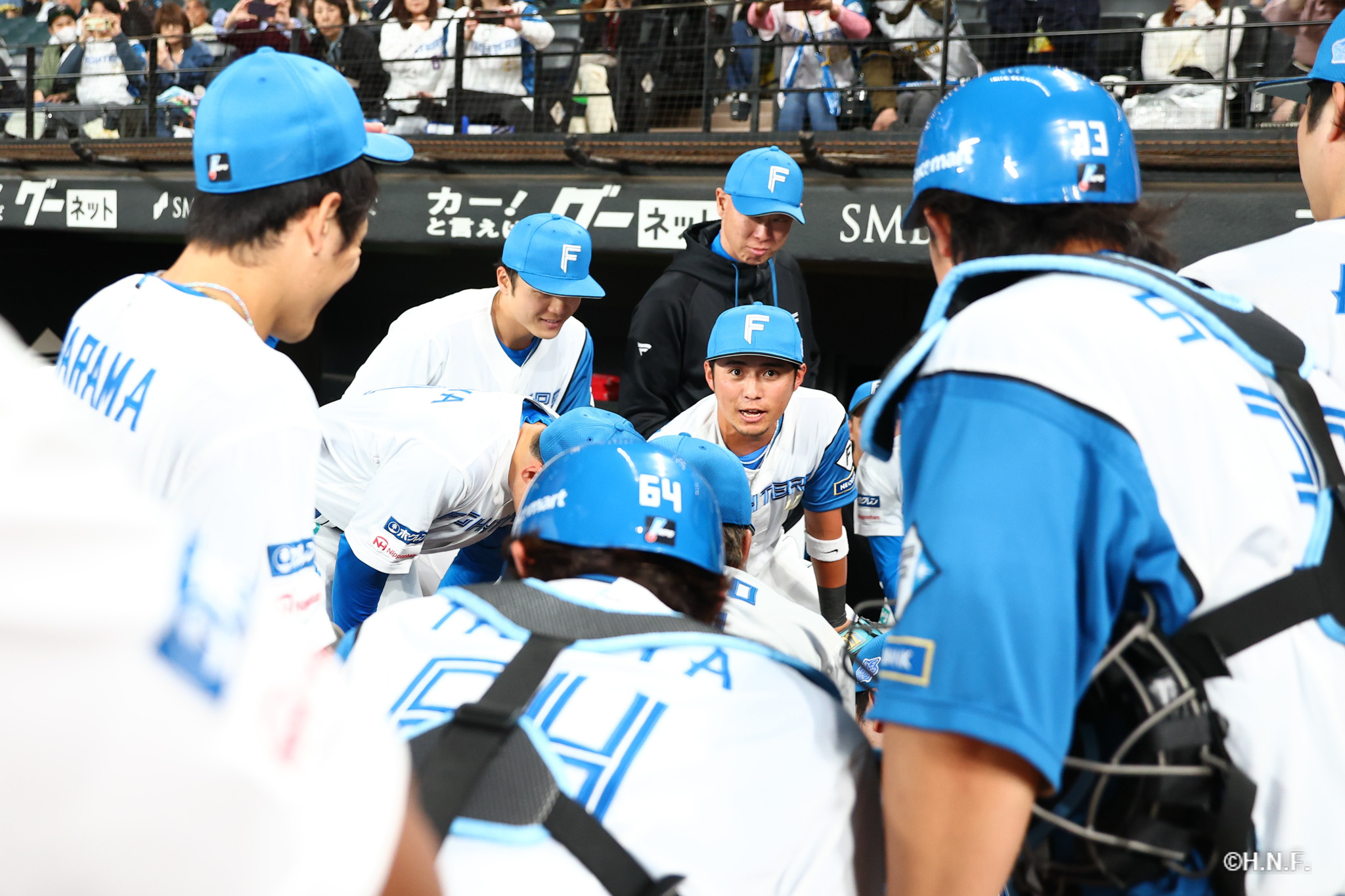 試合前の選手たち
