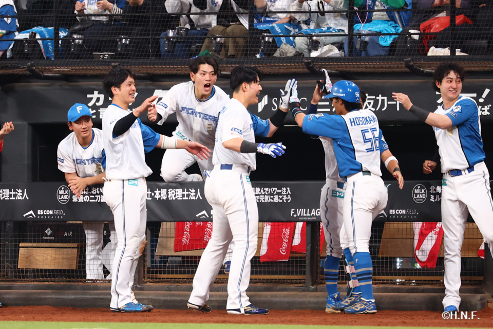 6回裏、細川選手03