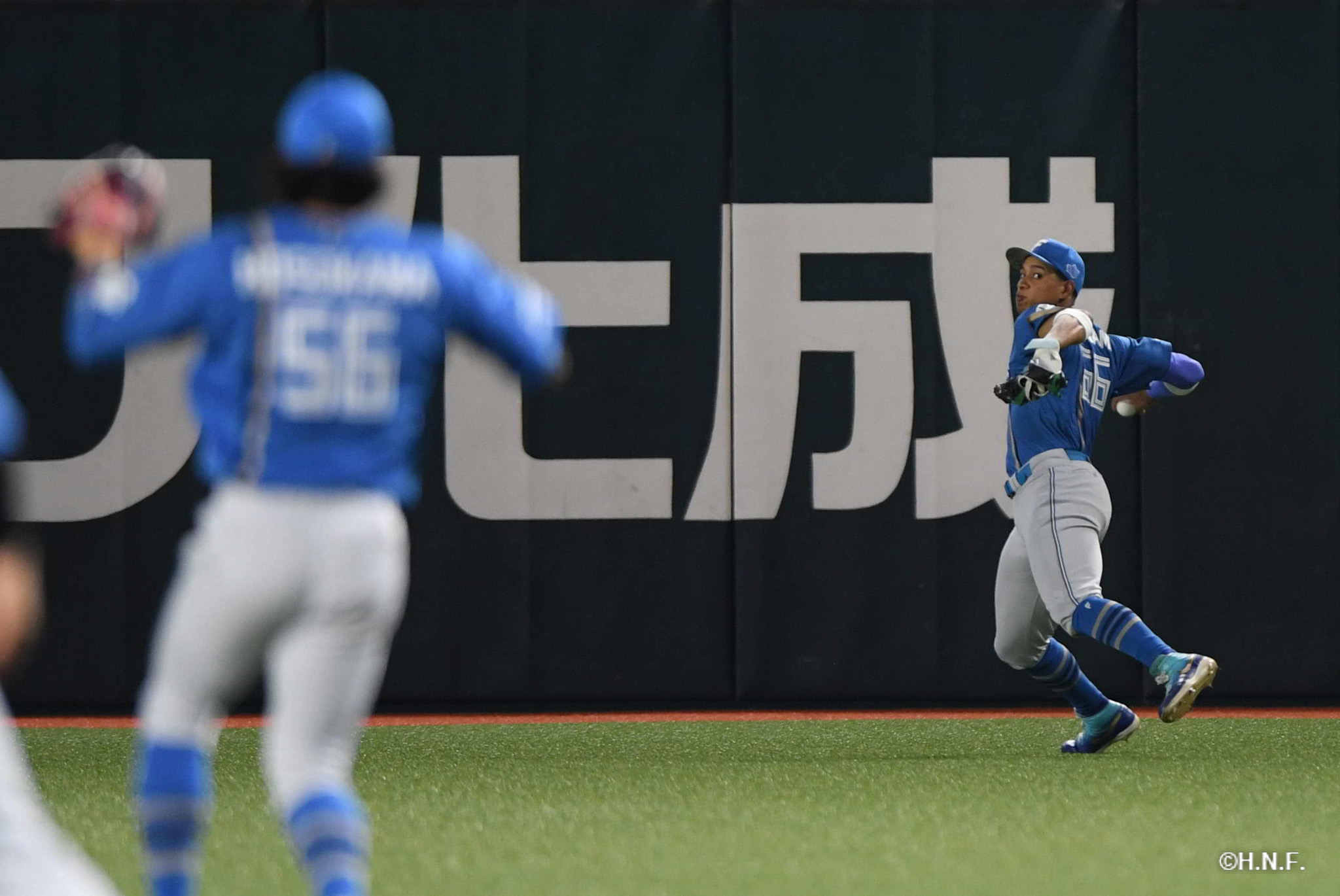 2回裏、万波選手