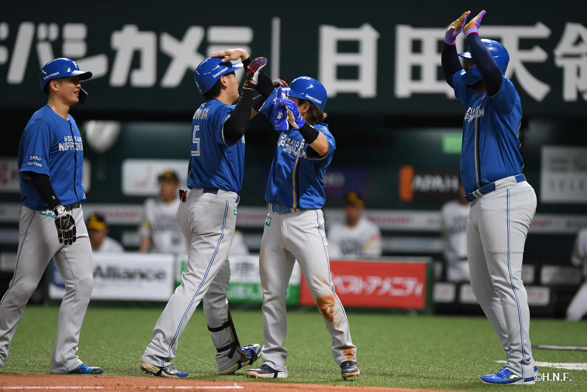 1回表、野村選手03