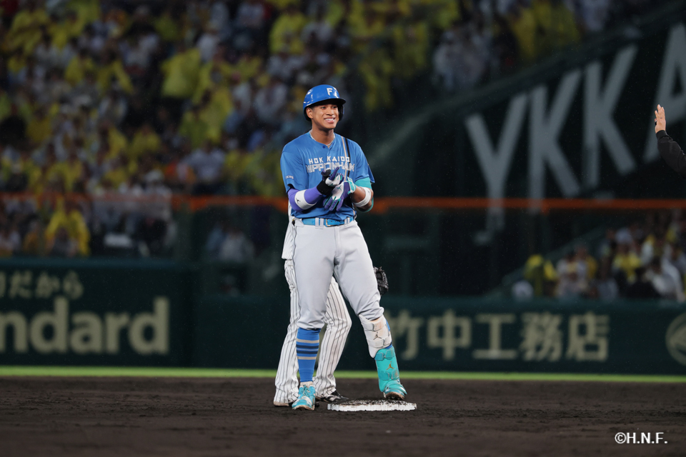 5回表、万波選手02