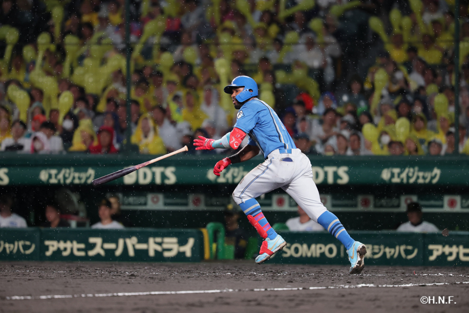 7回表、カストロ選手02