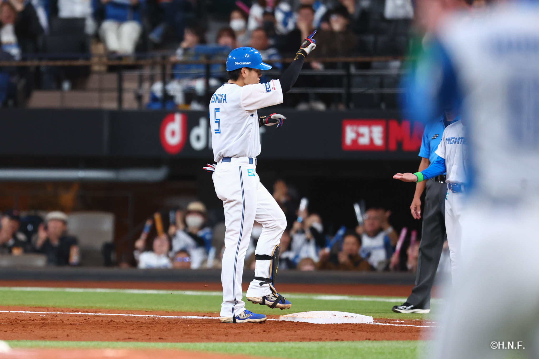 2回裏、野村選手02